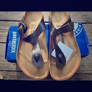 NIB Birkenstock Gizeh Sz 12  Golden Brown